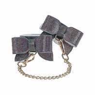 Muñequeras de la Colección Paris de Ouch! para un Bondage Elegante