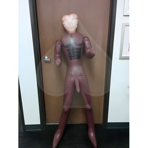 Muñeca Tyler Knight - Compañero Realista