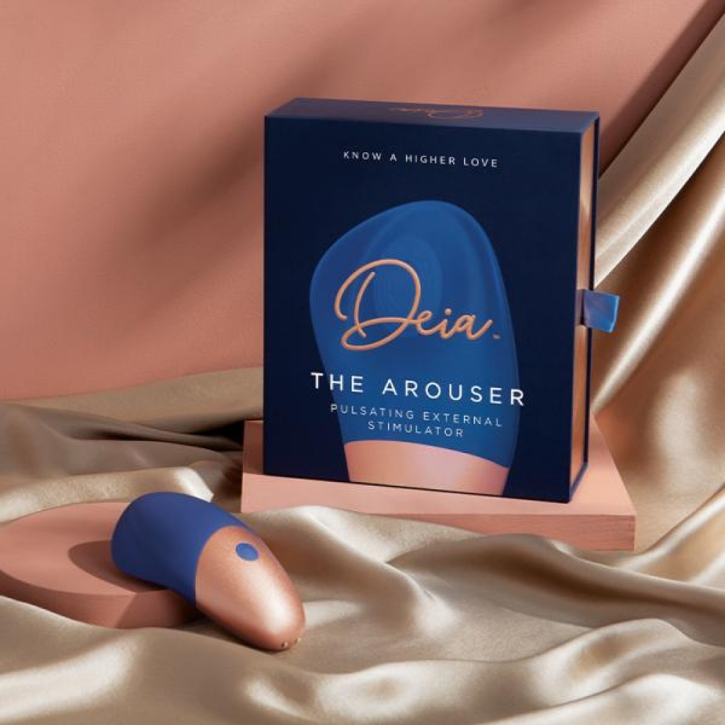 Deia The Arouser Pulsating External Stimulator Silicone Blue - Palm Size Massagers