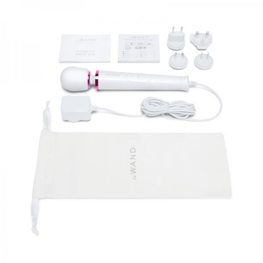 Le Wand Powerful Petite Plug-in White - Body Massagers