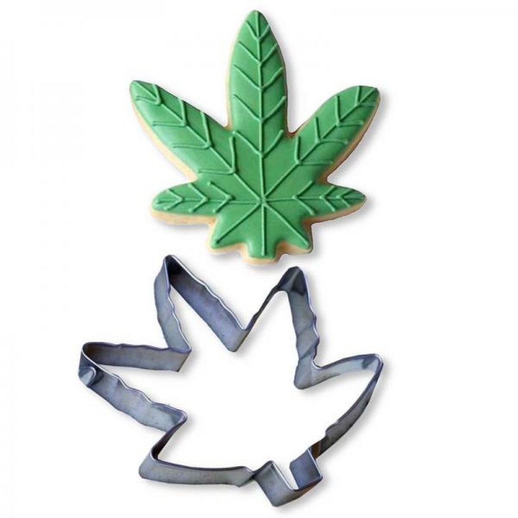 Cannabis Cookie Cutter - Serving Ware